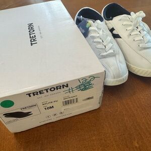 Tretorn White Sneakers with Navy Trim
